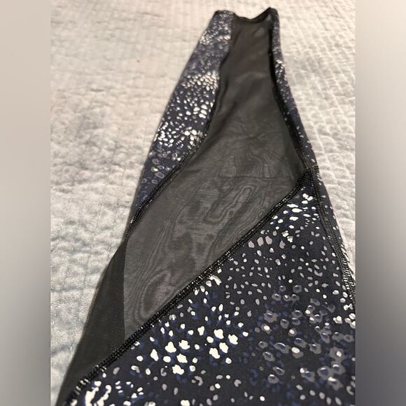 VICTORIA'S SECRET SPORT KNOCKOUT TIGHTS PANTS Sz S Women Grey & Black Le… - Picture 12 of 14